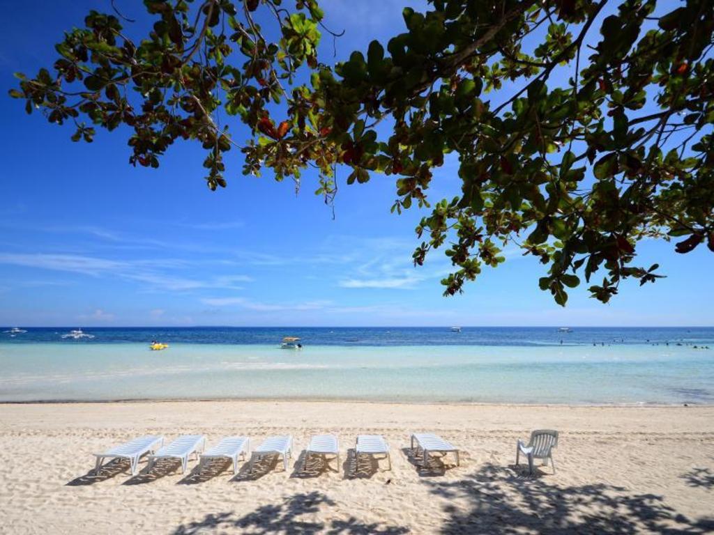 Dumaluan Beach